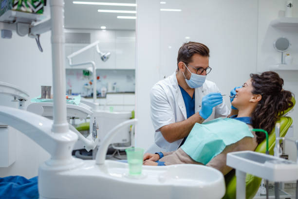 Best Veneers and Lumineers  in Southwest Sandhill, TX